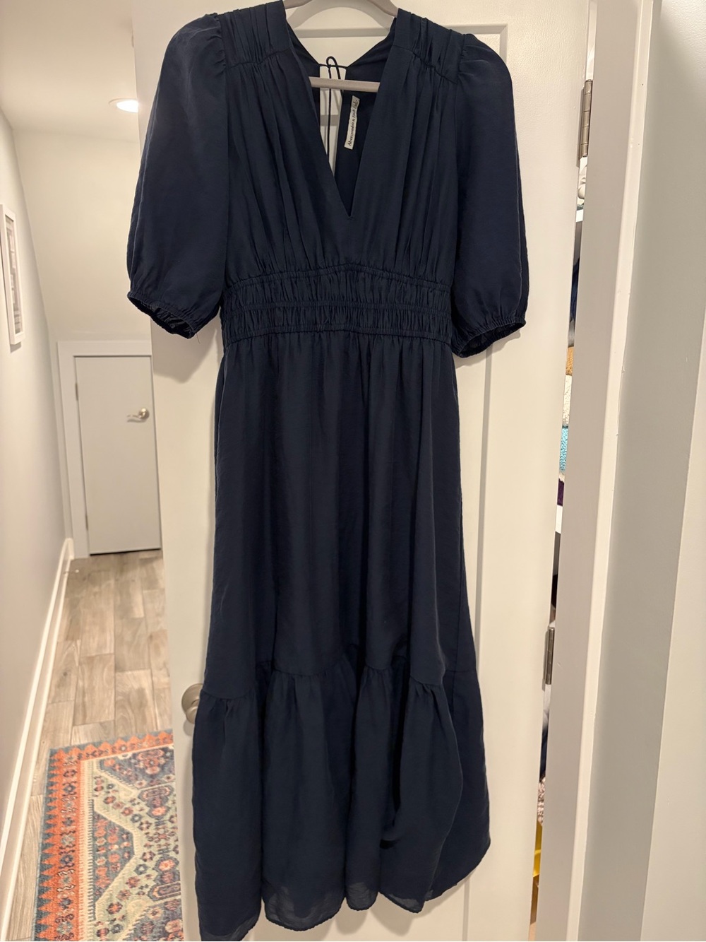 Classic Navy Puff-Sleeve Midi Dress - Brand: